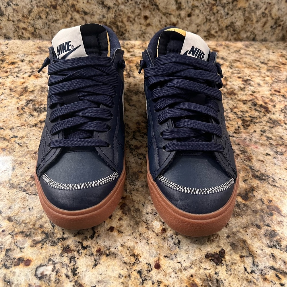 NIKE BLAZER LOW '77 JUMBO SE VARSITY CASUAL SHOES